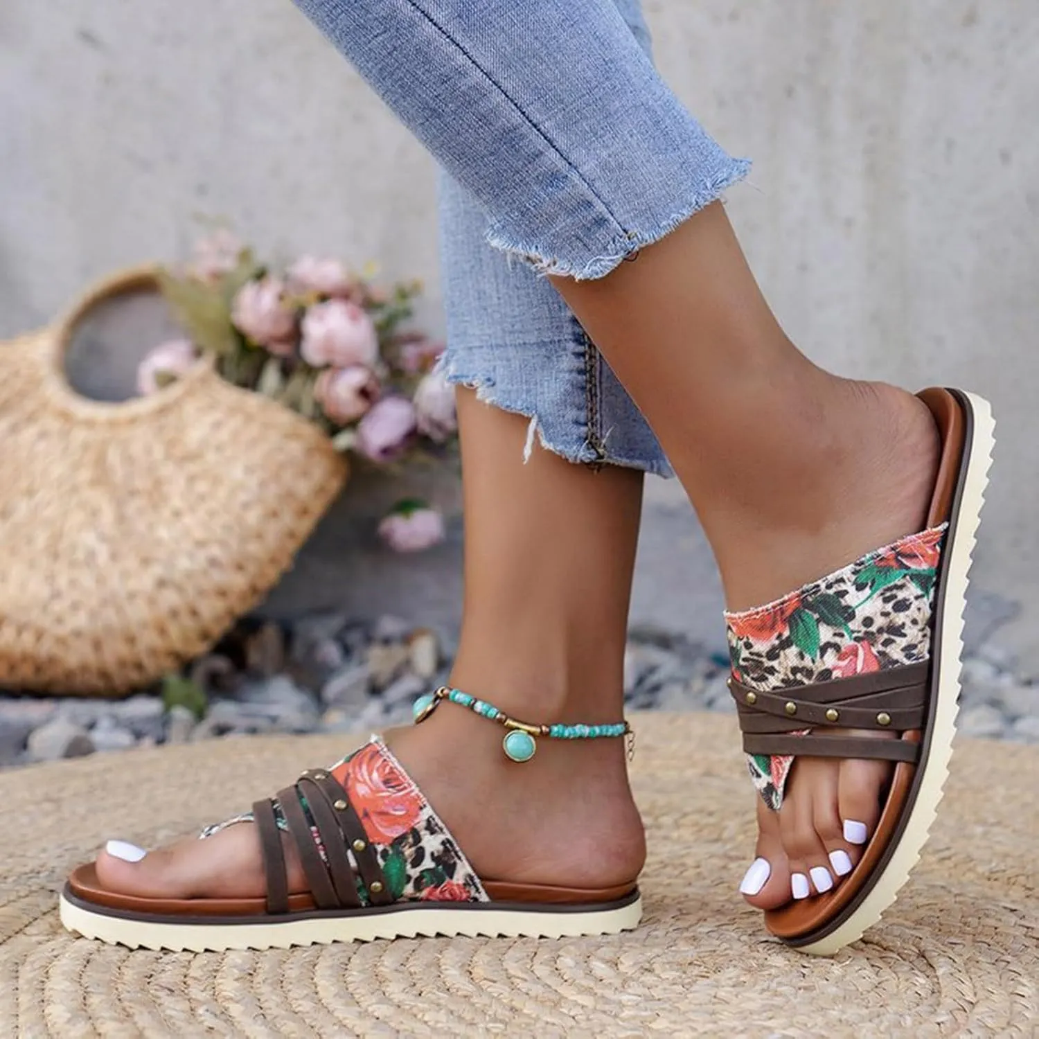 Large Size Flat Flower Flip Flops Women's Outer Wear Printed Beach Sandals Lady Sandals with High Arch Support