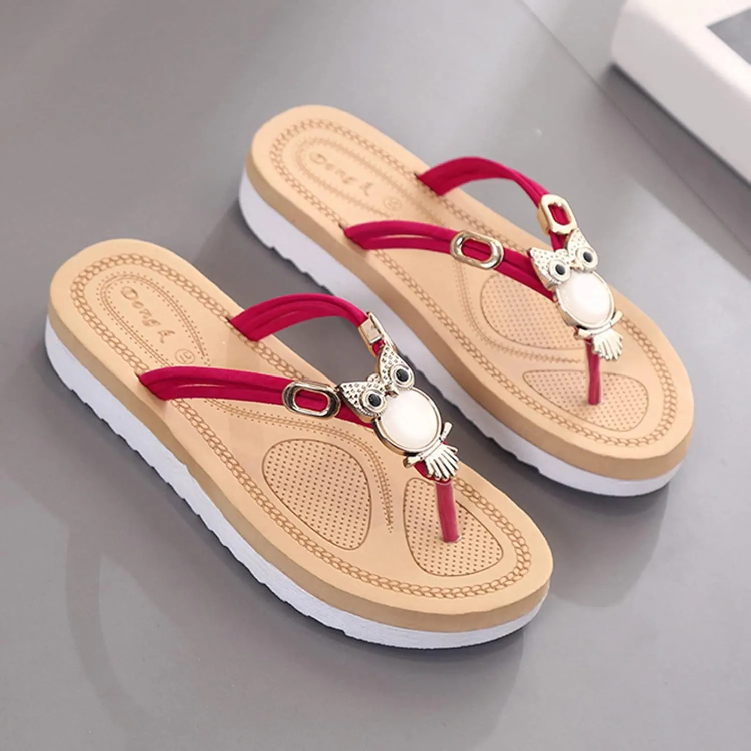 Women's Platform Slippers Flat Flip Flops Beach Slides For Women Slides Light weight Comfortable Casual Sandals